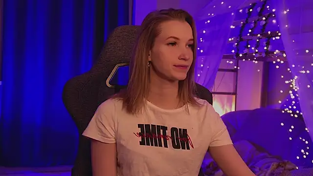 Snapshot of Megan_Rodgers chatting on February 28, 5:36 pm Megan Rodgers online show from February 28, 5:36 pm