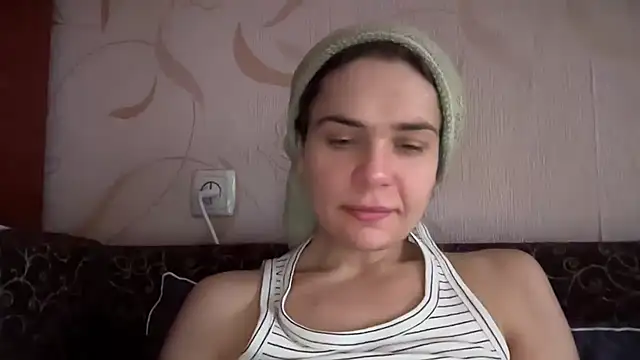 MALVINA0077 online show from December 19, 9:16 am