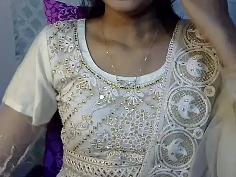 Shab M online show from March 6, 4:25 pm