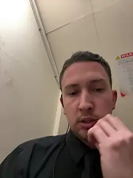 dirtyanal23 online show from April 9, 1:16 pm