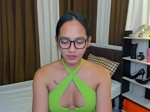 Snapshot of BigCockJannahGray chatting on January 8, 5:21 am BigCockJannahGray online show from January 8, 5:21 am