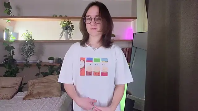 ChongFefer online show from December 15, 1:43 am