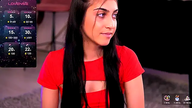 Snapshot of KyraBliss chatting on December 17, 7:20 pm KyraBliss online show from December 17, 7:20 pm