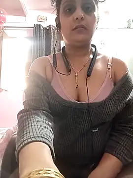 Tanya Sharma98 online show from December 16, 10:09 am