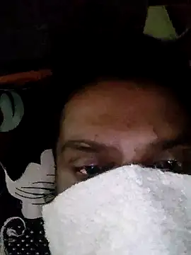 Snapshot of boyfromMum_bai chatting on December 3, 7:01 pm boyfromMum bai online show from December 3, 7:01 pm