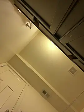  online show from April 22, 4:37 am