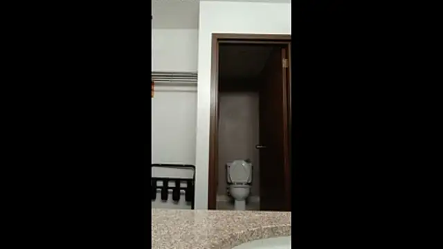 iLOVETRAY96 online show from January 7, 3:03 pm