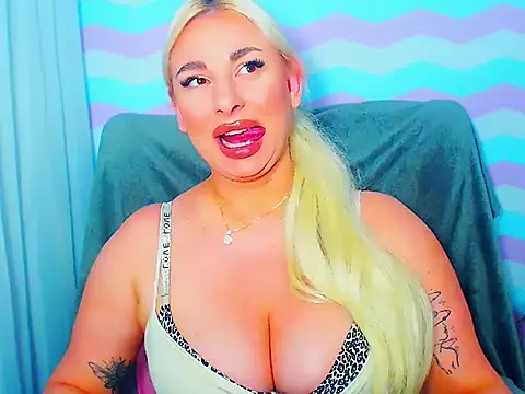 LuxuriaGoddess online show from June 18, 7:29 pm