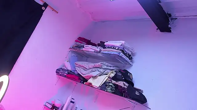 gyda bahiana online show from March 21, 8:19 am