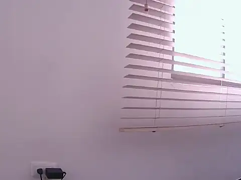 Fernanda andrew online show from March 13, 4:46 pm