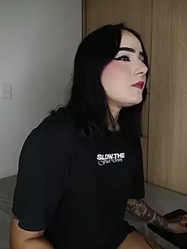 tiffanybrowm online show from March 15, 3:23 am