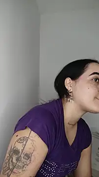 tiffanybrowm online show from April 12, 9:53 pm