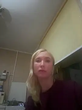 Snapshot of KisJeni chatting on December 17, 7:20 pm KisJeni online show from December 17, 7:20 pm