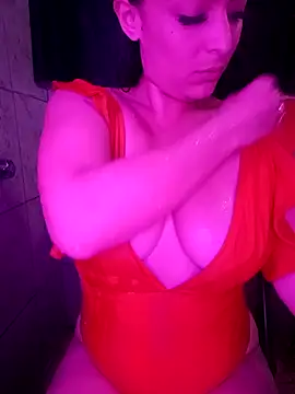 Snapshot of Rimi_luna69 chatting on December 17, 9:43 pm Rimi luna69 online show from December 17, 9:43 pm