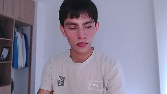 andrew courtzz online show from February 9, 7:29 pm