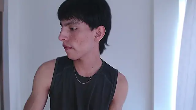 andrew courtzz online show from February 24, 6:17 pm