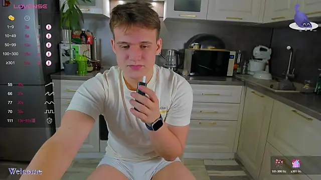 Snapshot of fruitninjaga chatting on December 16, 8:14 pm fruitninjaga online show from December 16, 8:14 pm