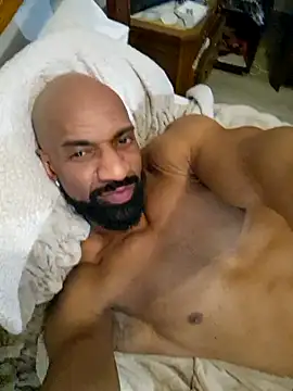 baddblake43 online show from February 15, 9:00 pm