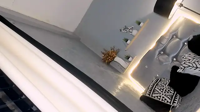 TsBlackHORSECOCKcalix online show from April 19, 6:21 pm