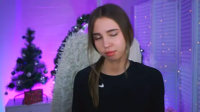 Snapshot of KimPorins chatting on December 14, 1:38 pm KimPorins online show from December 14, 1:38 pm