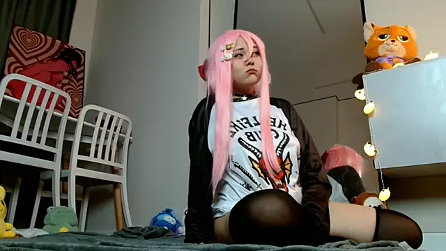 minji snow online show from May 18, 1:39 pm