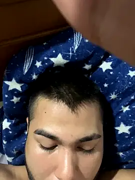 HotThreesoome online show from January 6, 3:10 am