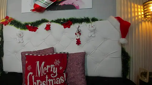 ariana  rosse online show from December 20, 12:23 pm