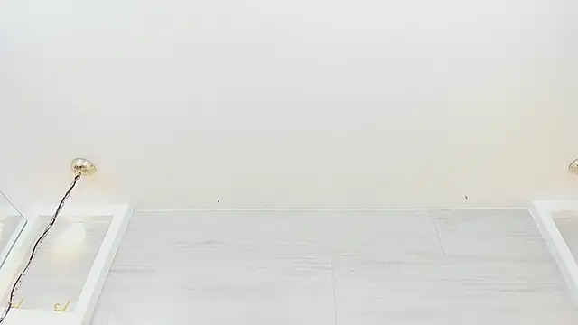 danna loyd online show from December 15, 3:33 am