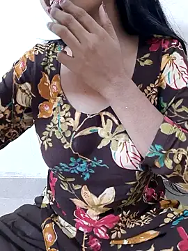 Riya rani8 online show from April 16, 5:25 pm