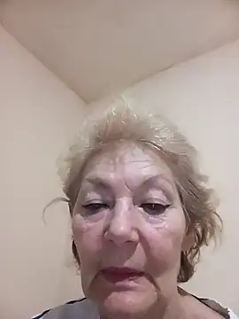 Snapshot of Calypso-Loove chatting on December 18, 12:00 pm Calypso-Loove online show from December 18, 12:00 pm