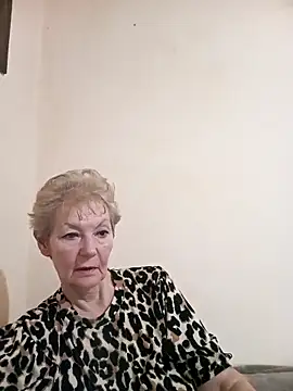 Snapshot of Calypso-Loove chatting on February 9, 11:03 am Calypso-Loove online show from February 9, 11:03 am