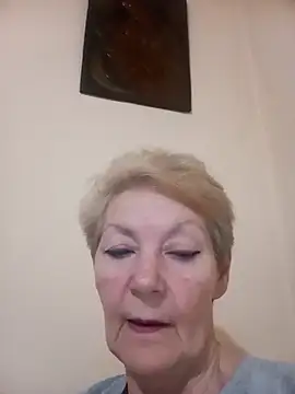 Snapshot of Calypso-Loove chatting on February 14, 12:24 pm Calypso-Loove online show from February 14, 12:24 pm