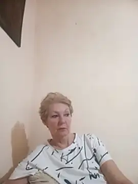 Snapshot of Calypso-Loove chatting on February 17, 2:02 pm Calypso-Loove online show from February 17, 2:02 pm