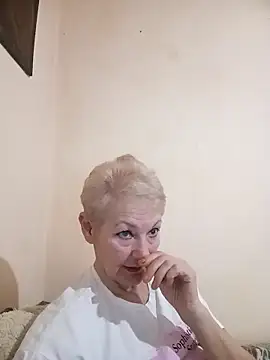 Snapshot of Calypso-Loove chatting on March 4, 3:18 pm Calypso-Loove online show from March 4, 3:18 pm