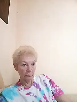 Snapshot of Calypso-Loove chatting on April 15, 1:18 pm Calypso-Loove online show from April 15, 1:18 pm