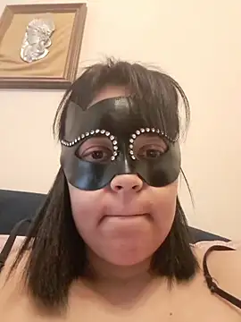 h4cPaolaMascherata online show from April 15, 2:57 pm