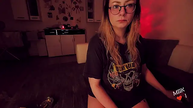 mindfvkc online show from May 8, 1:00 am