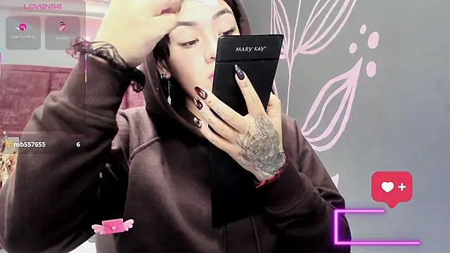 Kiara Fox   online show from February 14, 7:54 pm