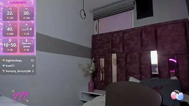 Kiara Fox   online show from April 12, 9:03 am