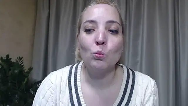 sweetpussy online show from May 10, 2:44 pm