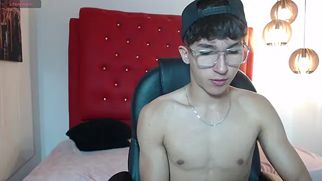 jeremy job online show from December 22, 12:02 pm