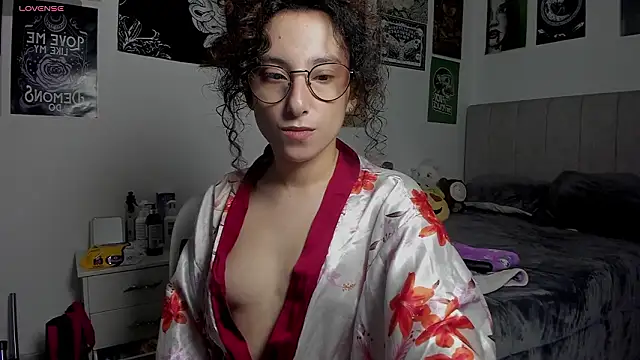 little  ammy online show from March 6, 5:48 am