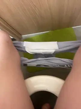 hairylittledic online show from August 5, 12:02 am
