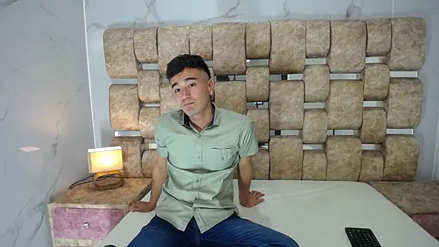 KathyAiden online show from January 12, 7:41 pm