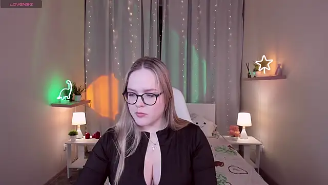 SallyPratt online show from December 16, 9:58 am