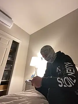 phantom898983 online show from April 7, 10:09 pm