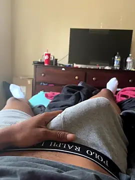 justinsider3000 online show from December 13, 7:53 pm