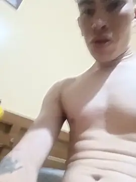 IsabelaAndNicholas online show from December 19, 5:25 am