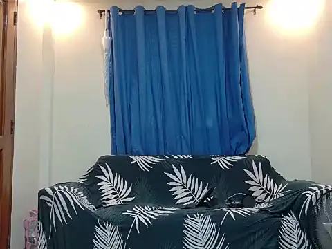 Cinpussie89 online show from February 6, 7:23 am