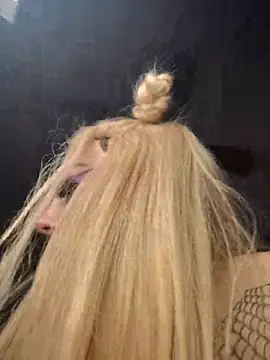 SpiderRose online show from December 16, 6:07 am